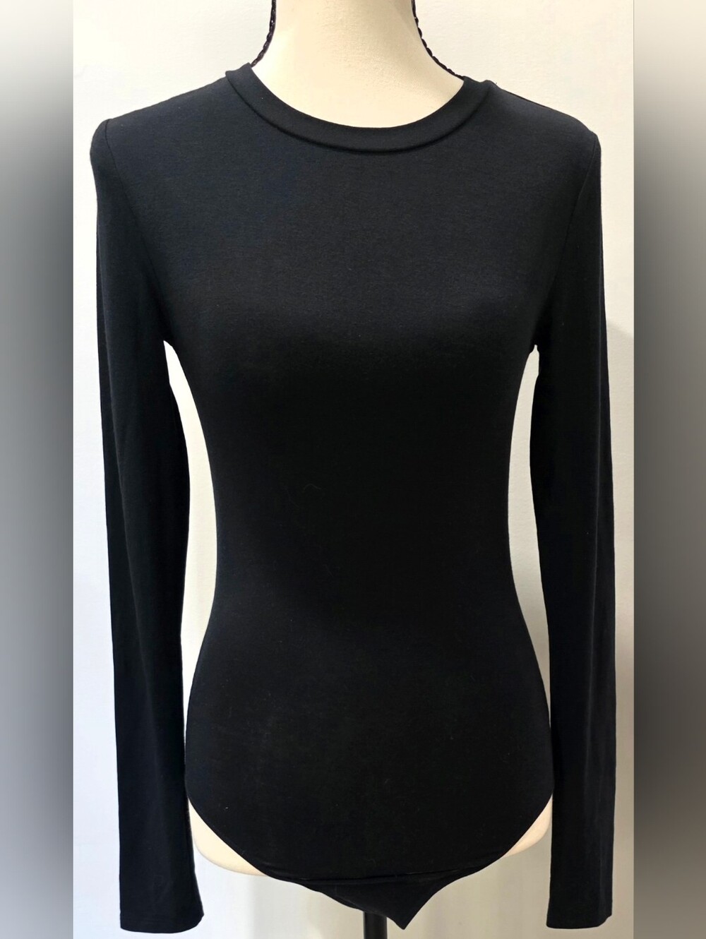 Wilfred (Aritzia) black long-sleeve bodysuit, size Small.